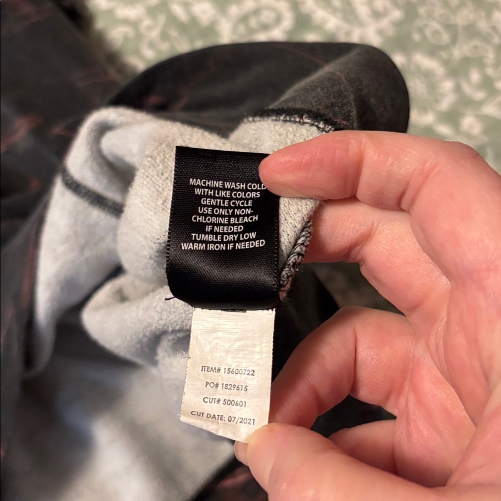 Torrid Everyday Fleece Black and Maroon Marble Active Hoodie Size 3 (22/24) - Picture 6 of 15